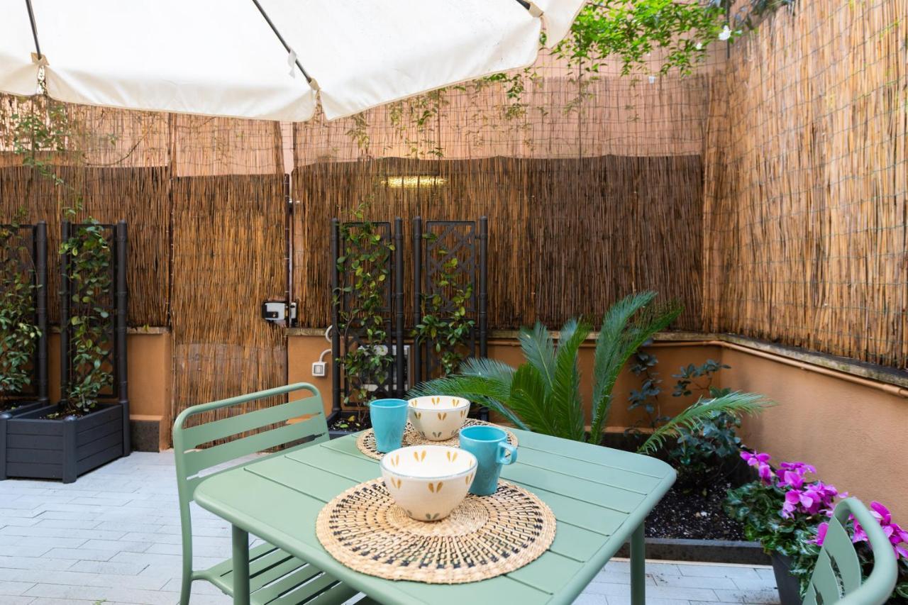 Casa Vegezio Near Vatican Museum And Metro Cipro Private Garden Check-In From 3 Pm To 10 Pm Exteriör bild
