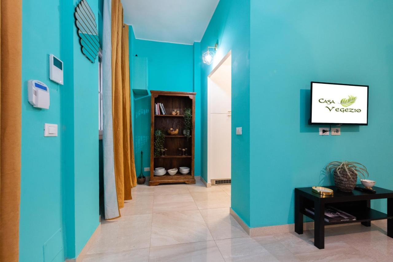 Casa Vegezio Near Vatican Museum And Metro Cipro Private Garden Check-In From 3 Pm To 10 Pm Exteriör bild